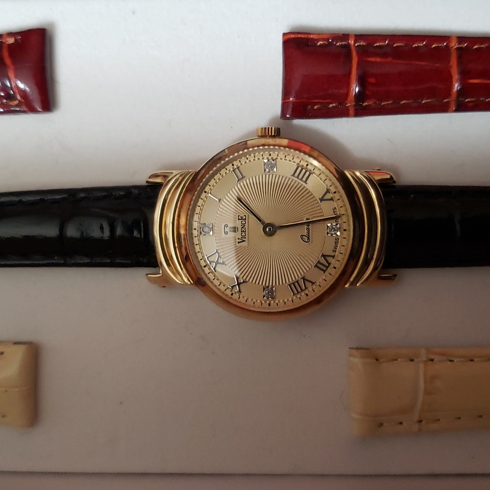 Vicence 14k ladies watch with 3 bands semi new